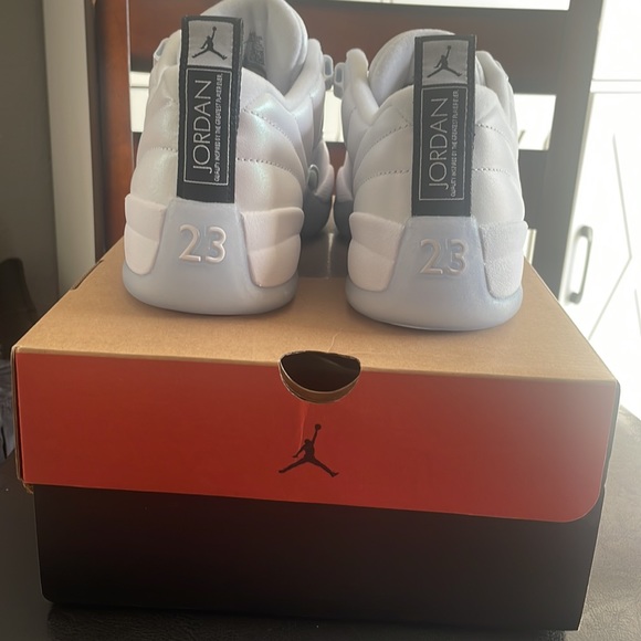 Air Jordan 12 Retro Low - Picture 4 of 6